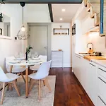 Terrace Pool By Lovelystay Lägenhet Oporto